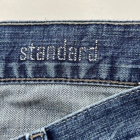 7 For All Mankind Standard Size 32 - Picture 10 of 16